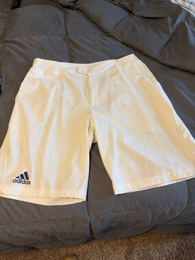 Mens white Adidas climacool shorts. Large. Like new